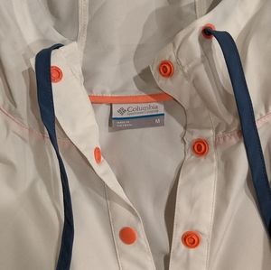 Woman's Columbia anorak